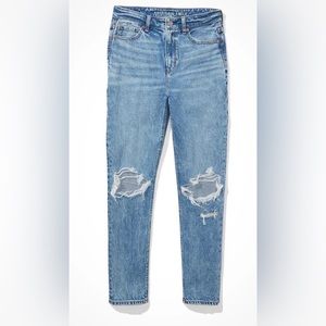American Eagle Strigid Ripped Mom Jeans